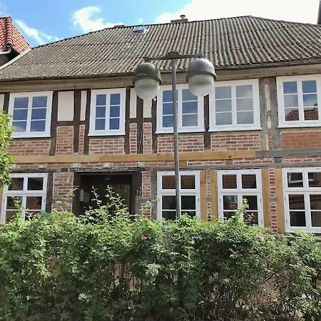 Fachwerk-fischerhaus An Elbe Und Aland Schnackenburg